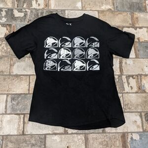 Taco Bell Women's Medium Black Short Sleeve Graphic Shirt
